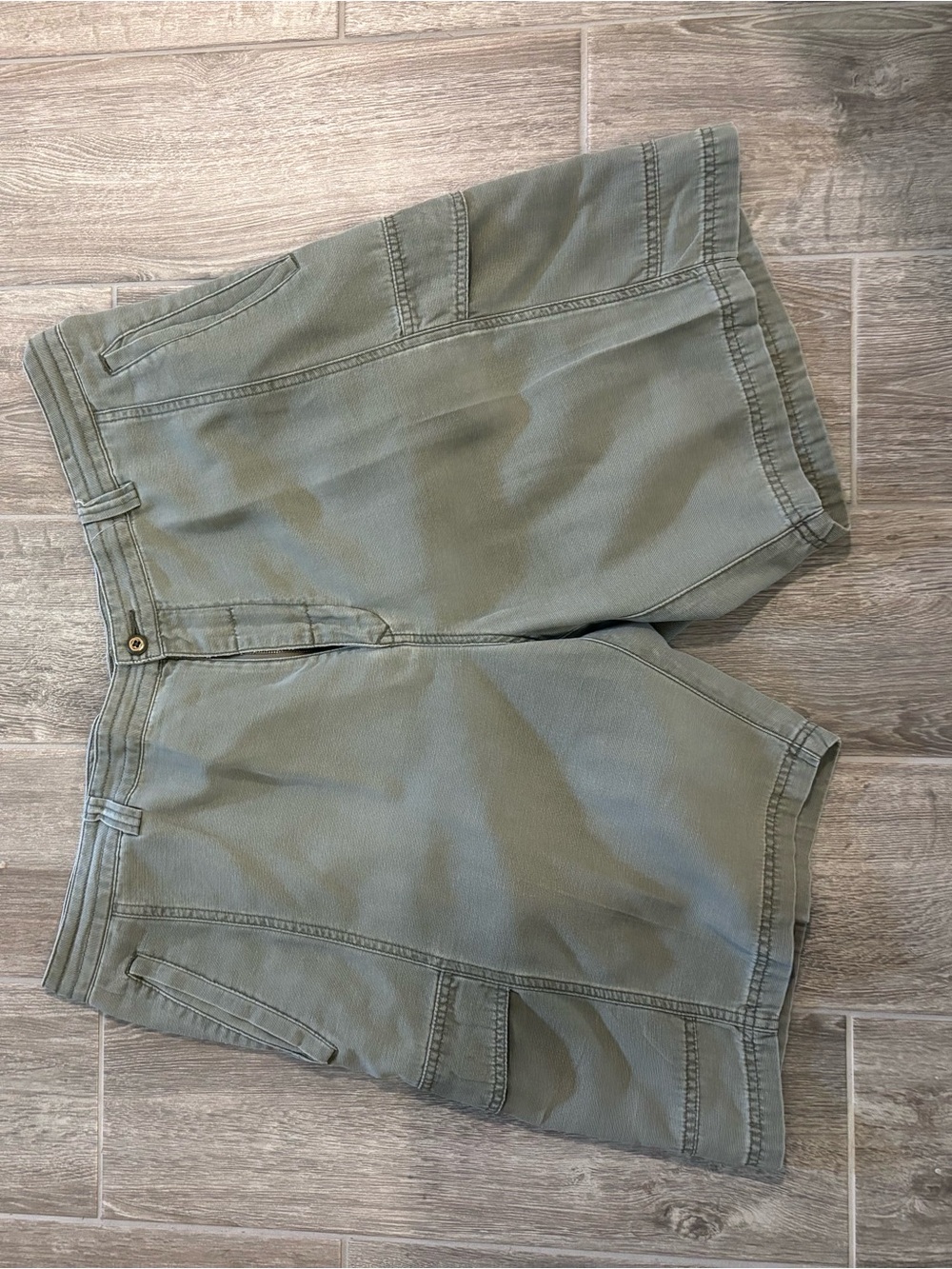 Tommy Bahama Relax Shorts in Gray